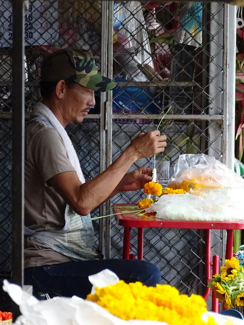 Six A.M. Is the Best Table in Chiang Mai: A Breakfast Crawl Through the Wet Markets